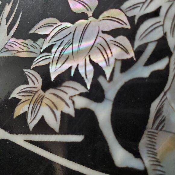 Inlaid Asian Artwork Shell On Black Lacquered Wood Vintage 12x16 Inches - Picture 8 of 15